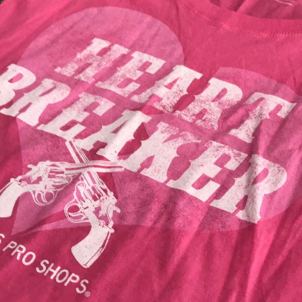 💔 Heart Breaker T-Shirt - Picture 4 of 4